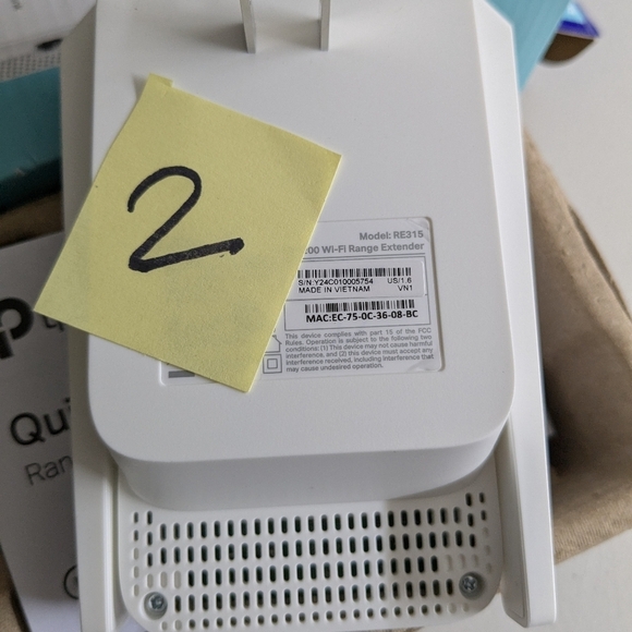 TP-Link AC1200 RE315 Wi-Fi Extenders - Picture 11 of 16